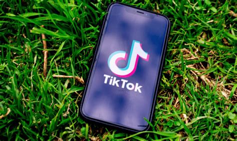 300+ Trendy TikTok Usernames For Girls That Will。